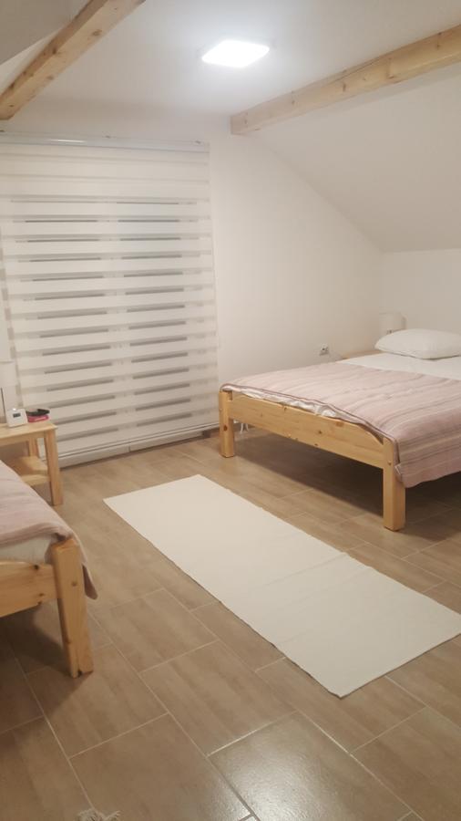 Pansion I Restoran ,, Pogled" Hotell Han Pijesak Exteriör bild