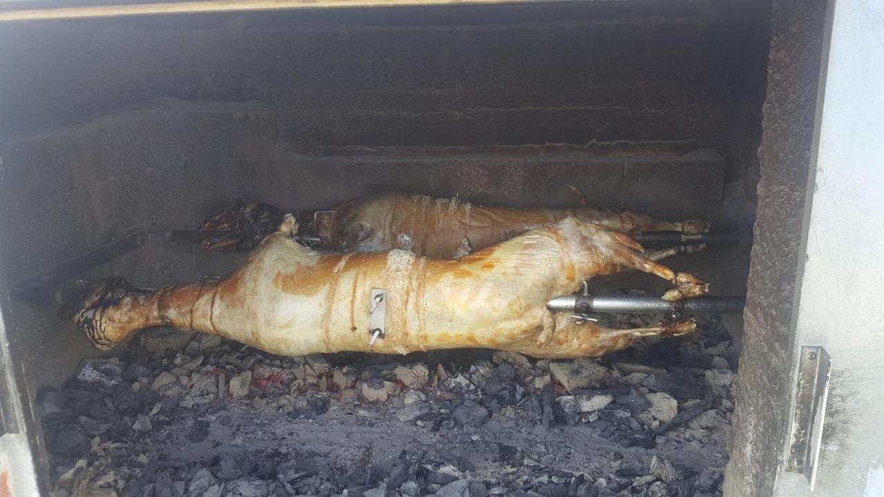 Pansion I Restoran ,, Pogled" Hotell Han Pijesak Exteriör bild