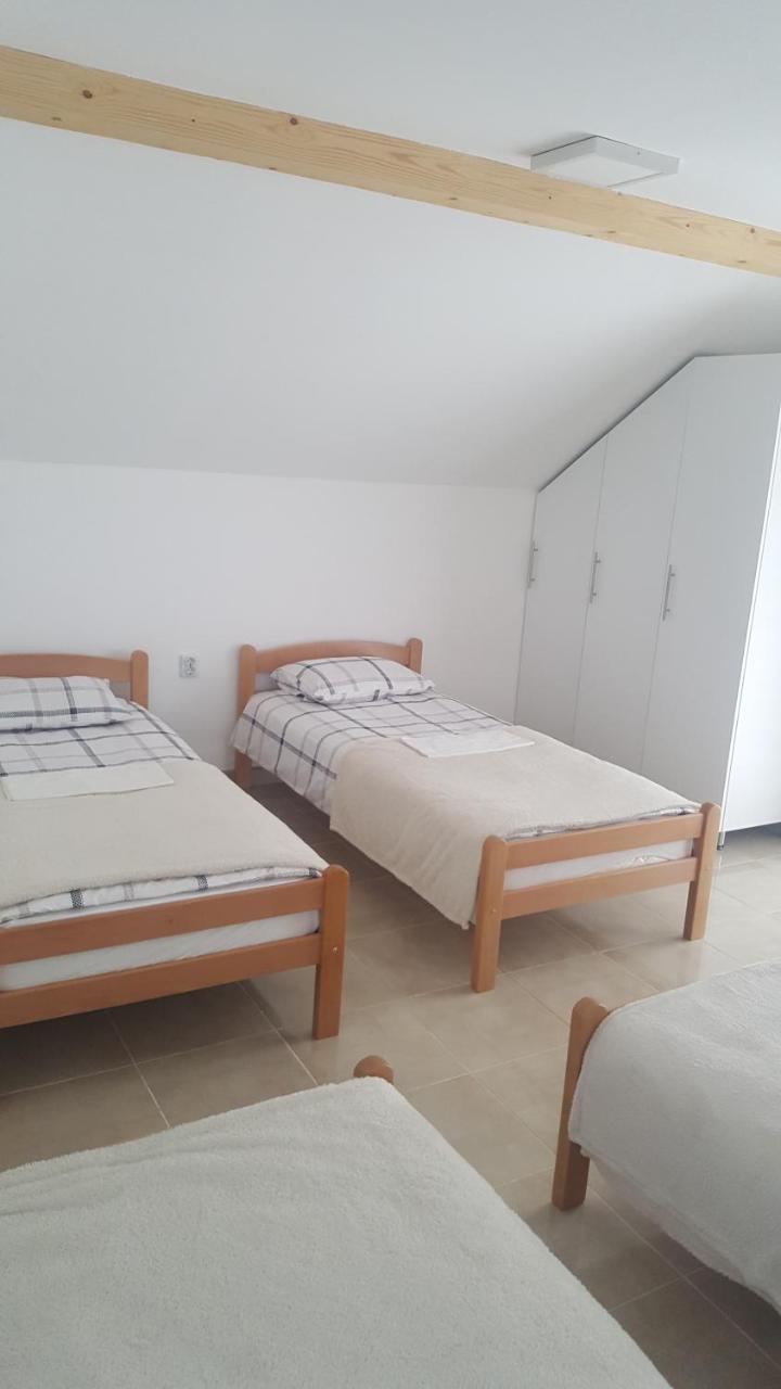 Pansion I Restoran ,, Pogled" Hotell Han Pijesak Exteriör bild