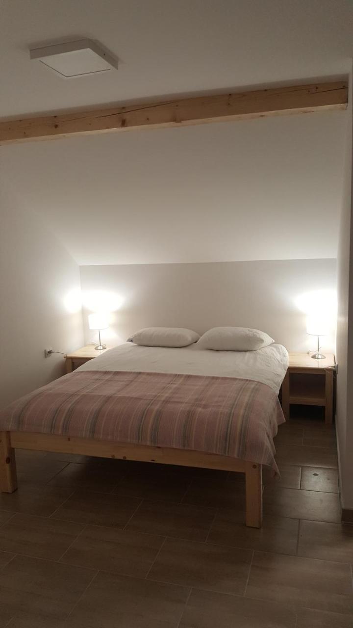 Pansion I Restoran ,, Pogled" Hotell Han Pijesak Exteriör bild