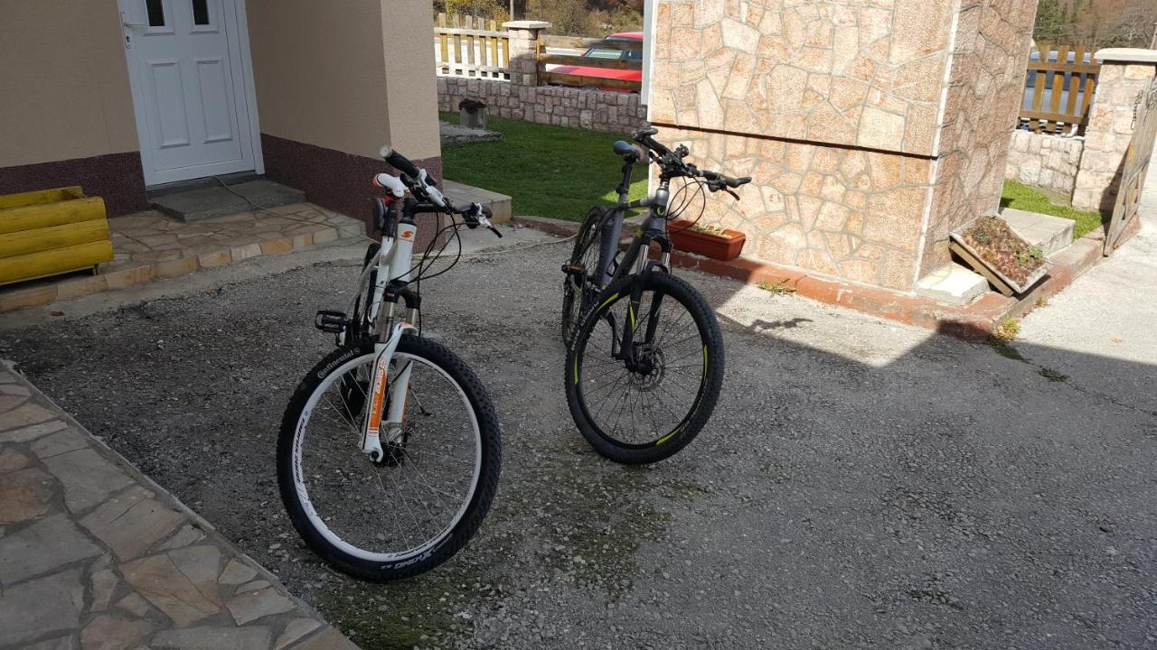 Pansion I Restoran ,, Pogled" Hotell Han Pijesak Exteriör bild