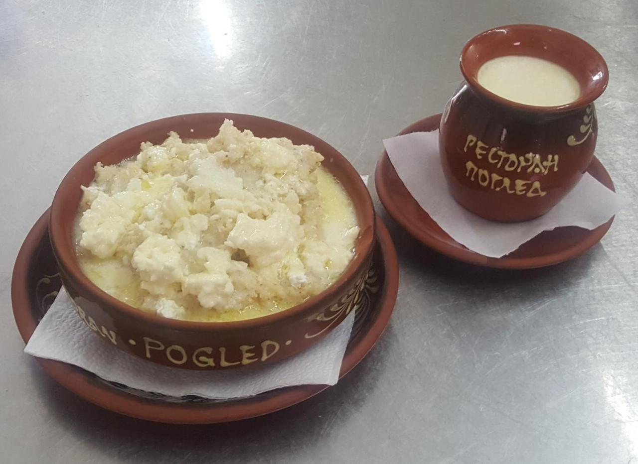 Pansion I Restoran ,, Pogled" Hotell Han Pijesak Exteriör bild