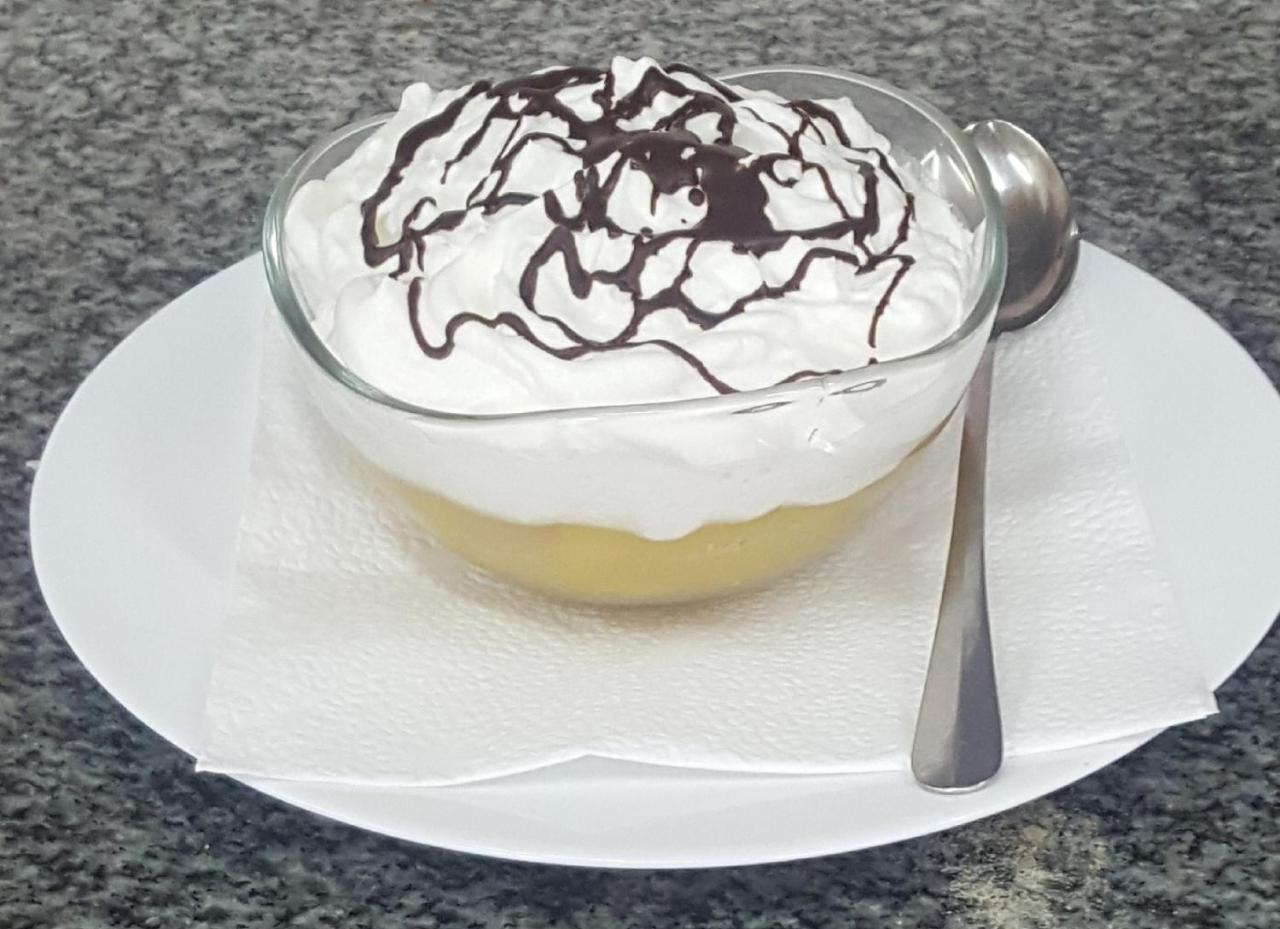 Pansion I Restoran ,, Pogled" Hotell Han Pijesak Exteriör bild