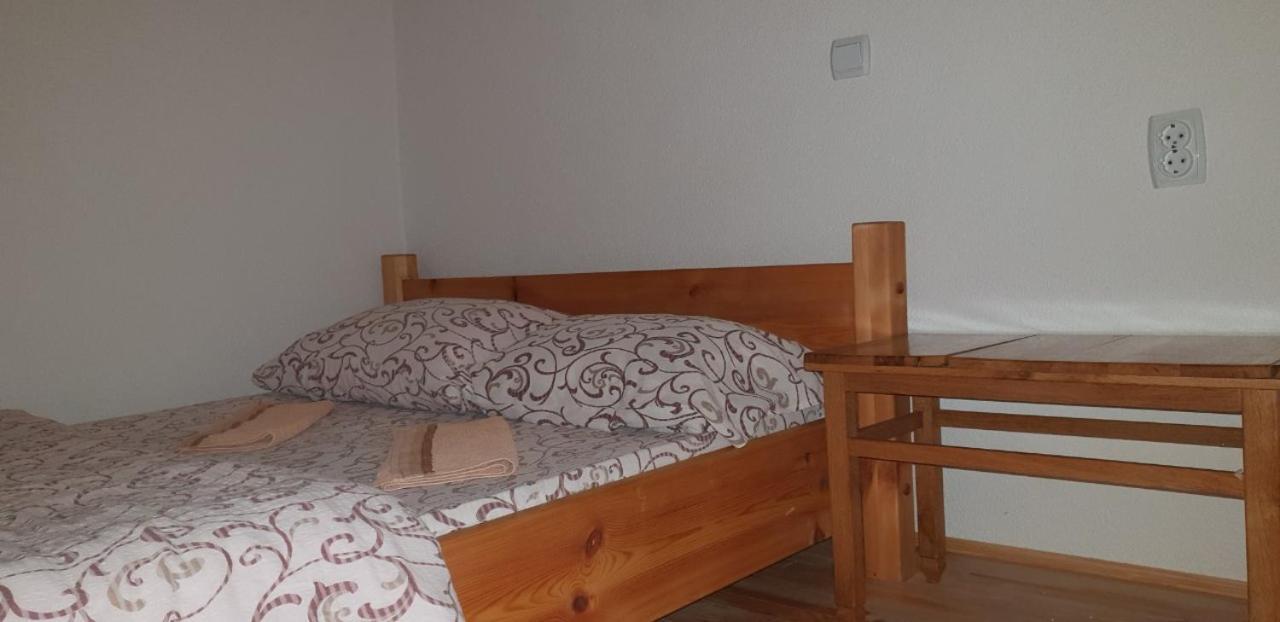 Pansion I Restoran ,, Pogled" Hotell Han Pijesak Exteriör bild