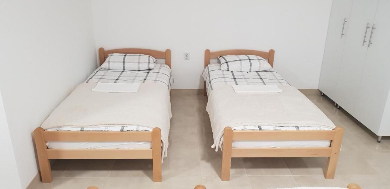 Pansion I Restoran ,, Pogled" Hotell Han Pijesak Exteriör bild