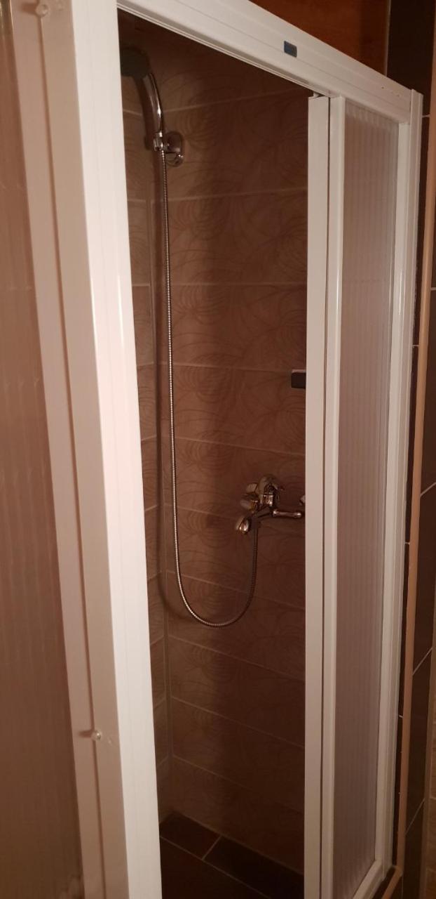 Pansion I Restoran ,, Pogled" Hotell Han Pijesak Exteriör bild